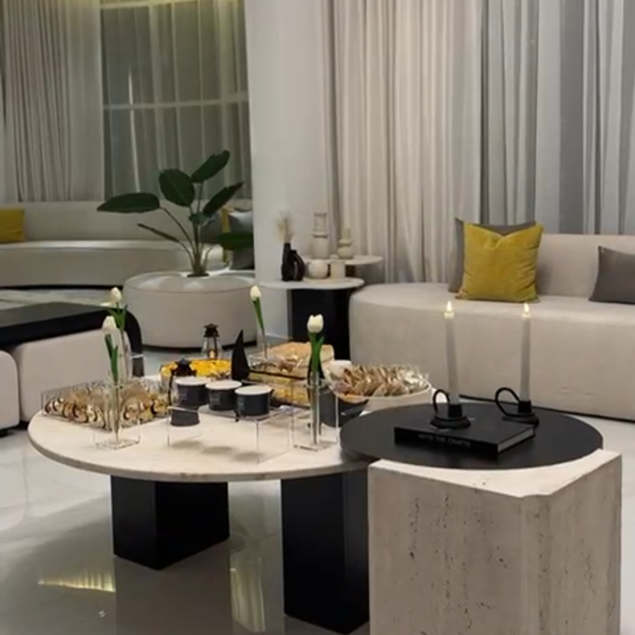 Travertine Mix Coffee table