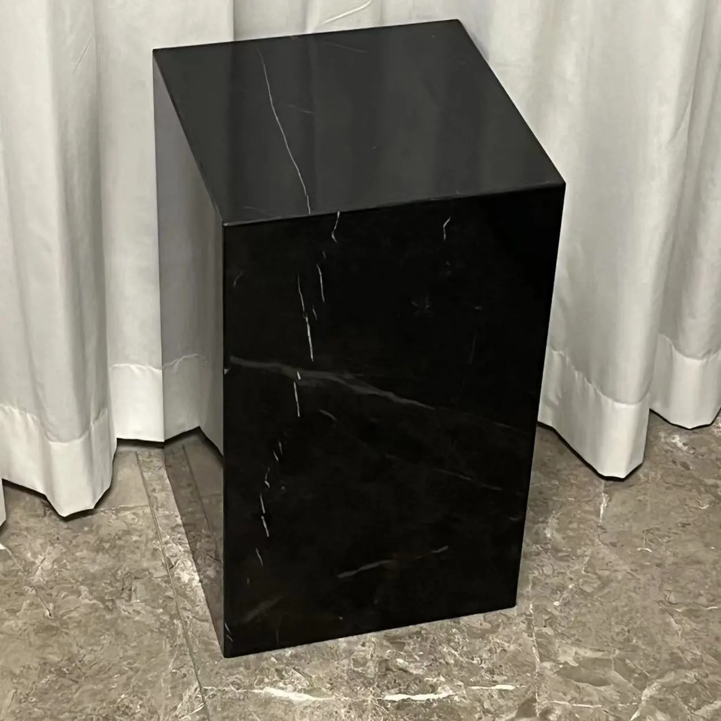 Black Marquina Plinth 30x30x80