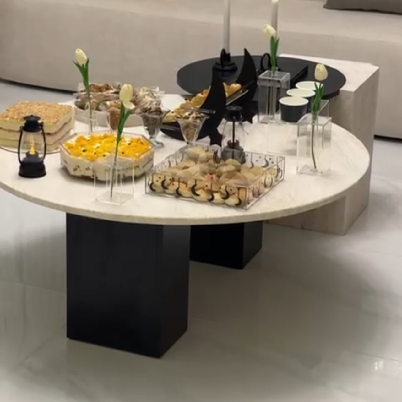 Travertine Mix Coffee table