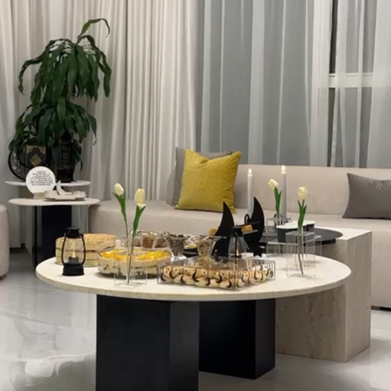 Travertine Mix Coffee table